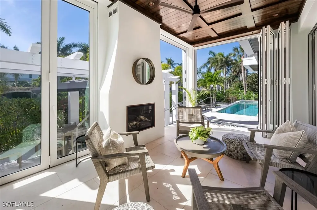 783 11th Avenue S Naples FL 34102