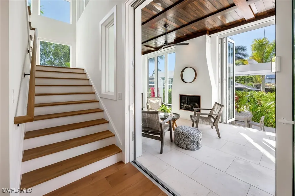 783 11th Avenue S Naples FL 34102