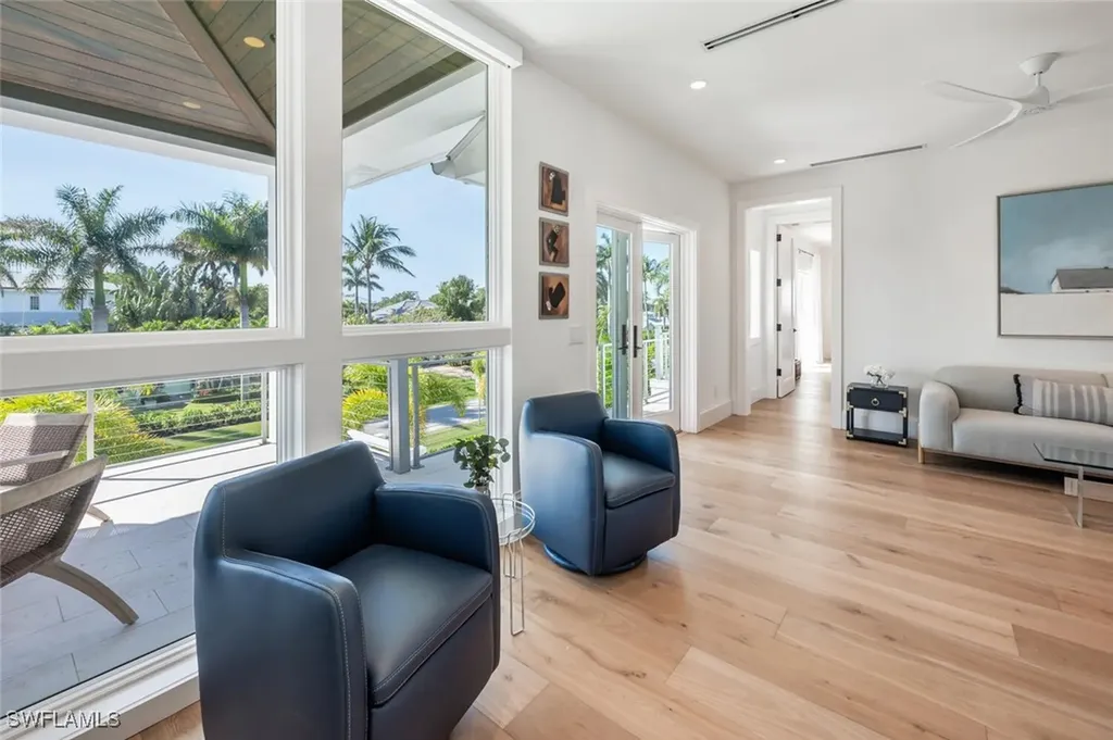 783 11th Avenue S Naples FL 34102