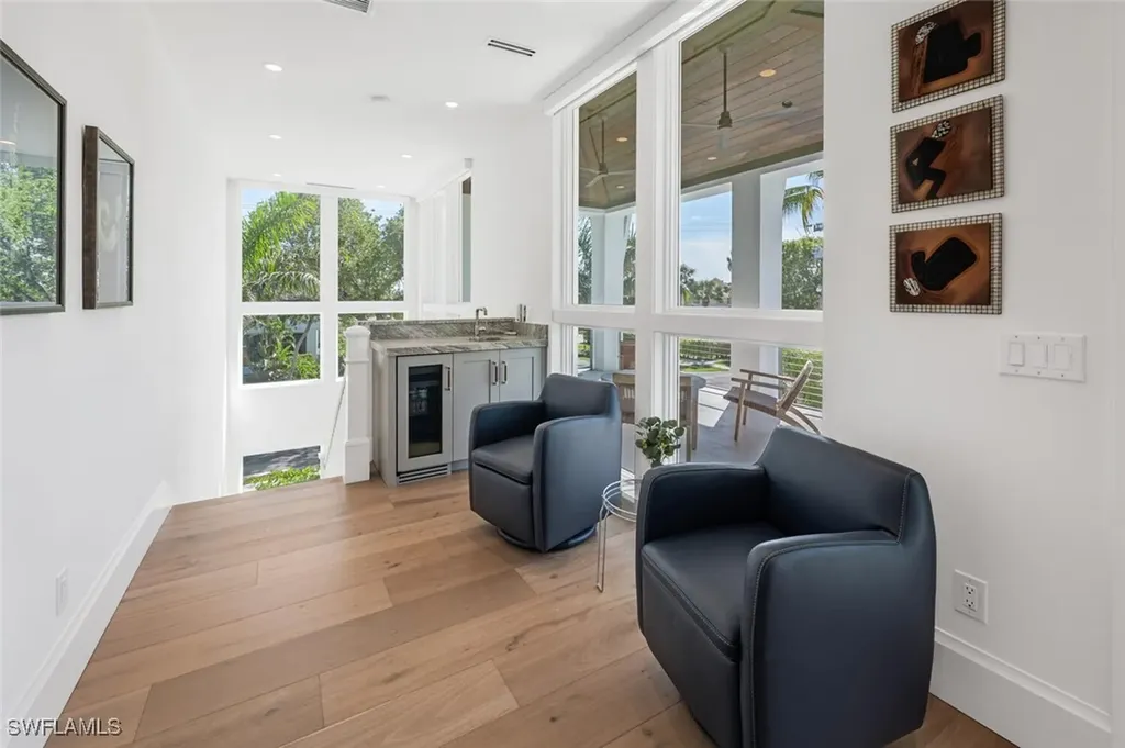 783 11th Avenue S Naples FL 34102