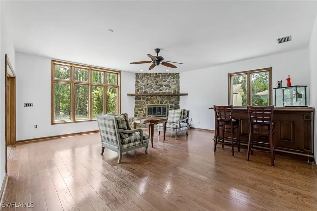5752 Bur Oaks Lane Naples FL 34119