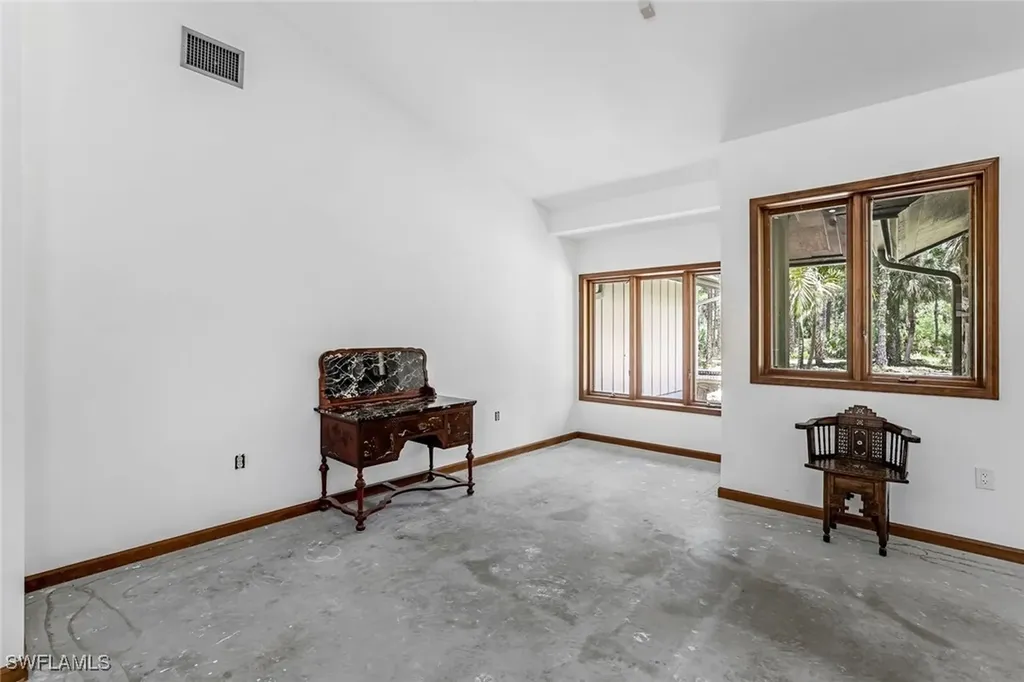 5752 Bur Oaks Lane Naples FL 34119