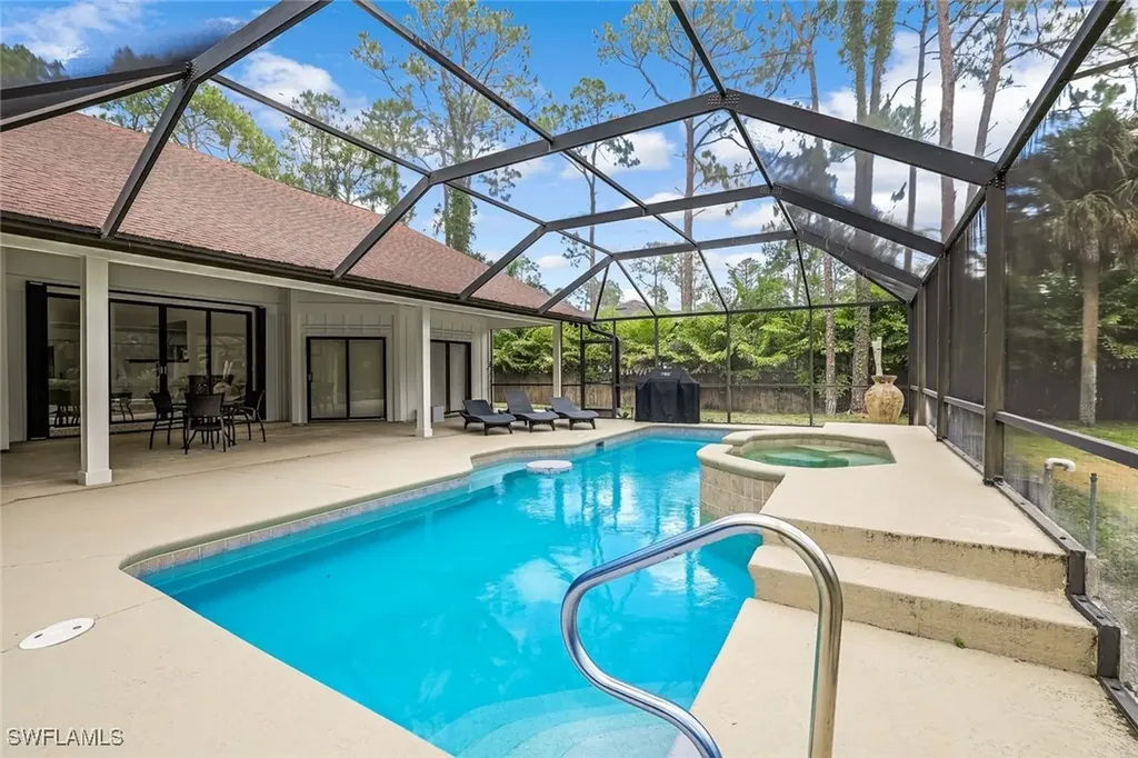5752 Bur Oaks Lane Naples FL 34119