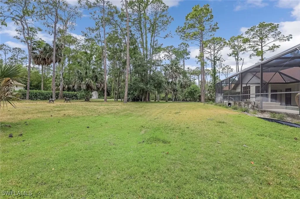 5752 Bur Oaks Lane Naples FL 34119