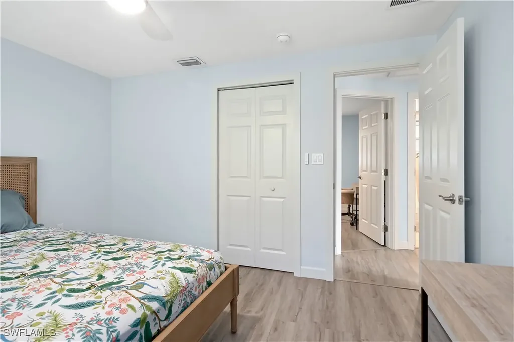807 106th Avenue N Naples FL 34108