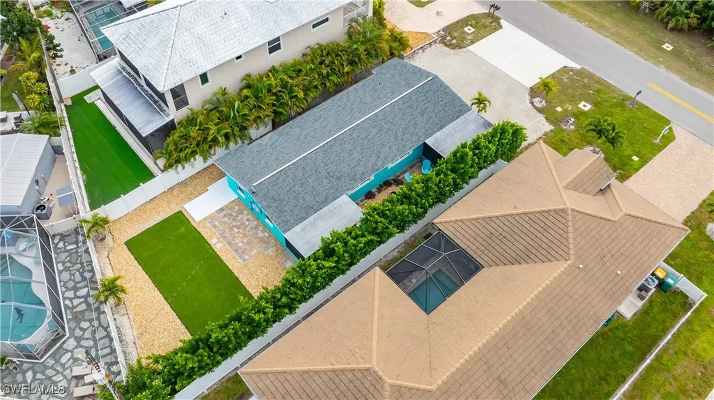 807 106th Avenue N Naples FL 34108