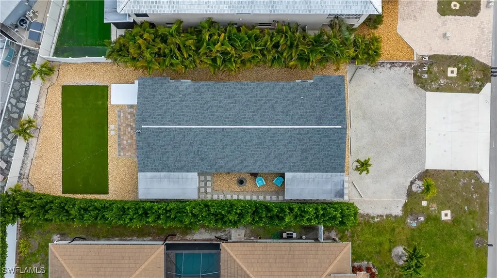 807 106th Avenue N Naples FL 34108