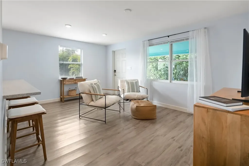 807 106th Avenue N Naples FL 34108