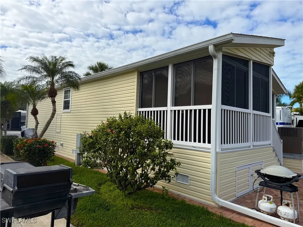 1631 Diamond Lake Circle Naples FL 34114