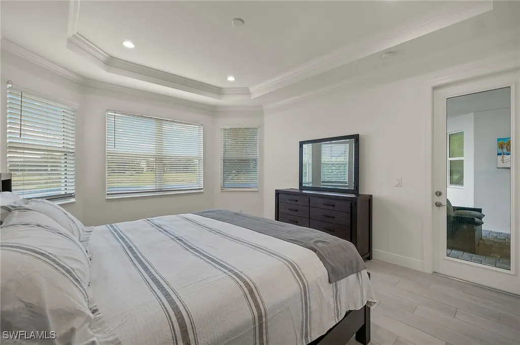 8880 Redonda Drive Naples FL 34114