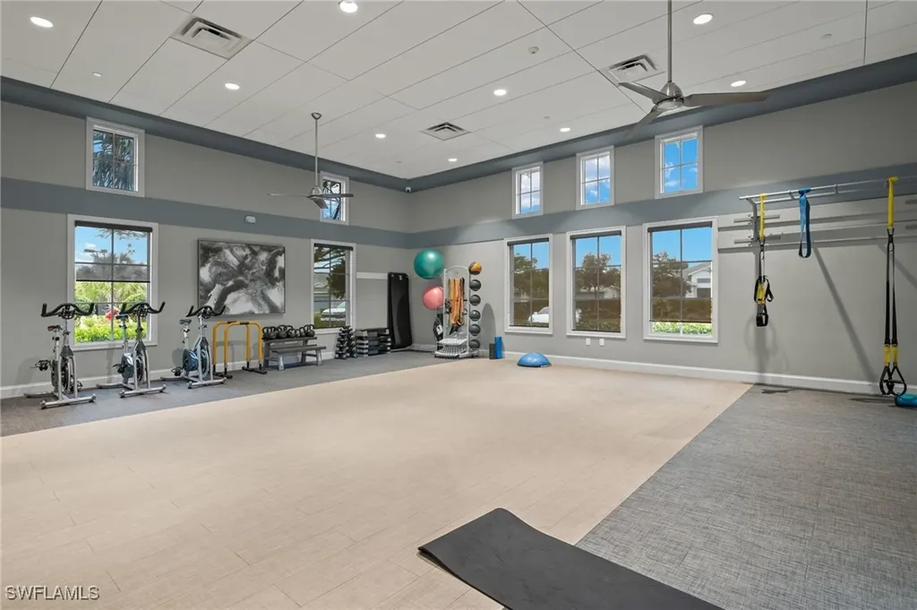 8880 Redonda Drive Naples FL 34114