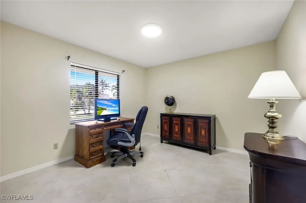 2383 Mayfield Court Naples FL 34105