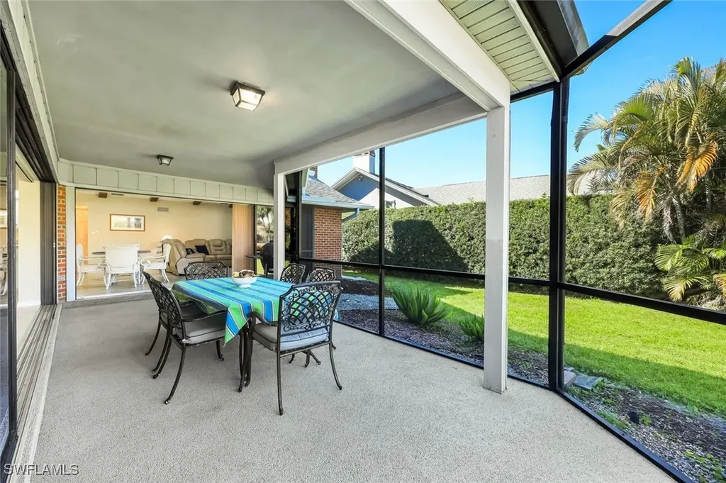 2383 Mayfield Court Naples FL 34105