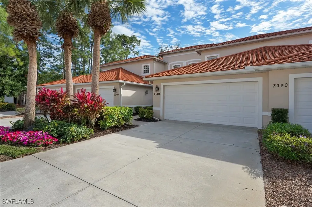 3340 Grand Cypress Drive Naples FL 34119
