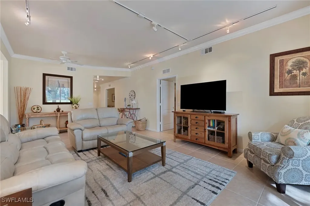 3340 Grand Cypress Drive Naples FL 34119