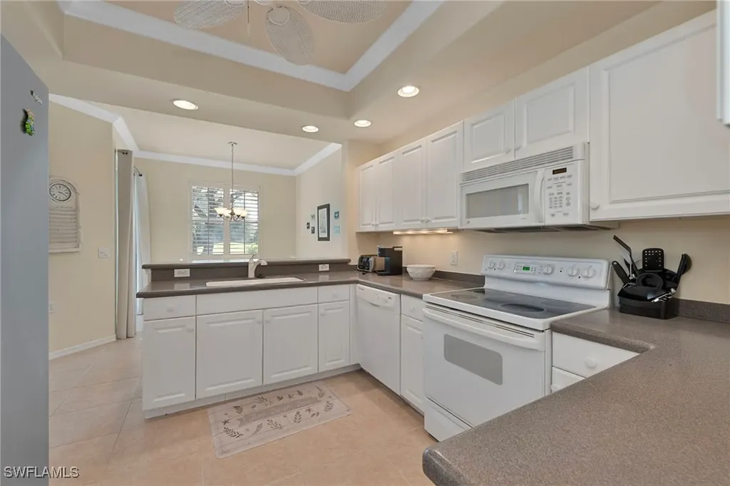 3340 Grand Cypress Drive Naples FL 34119