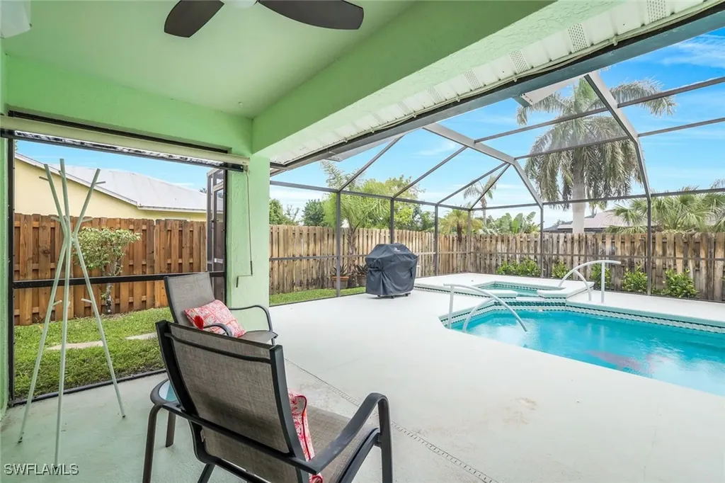 45 Wickliffe Drive Naples FL 34110