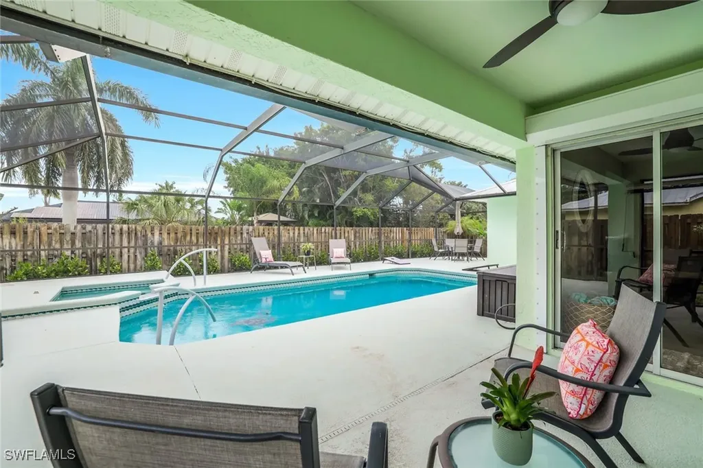 45 Wickliffe Drive Naples FL 34110