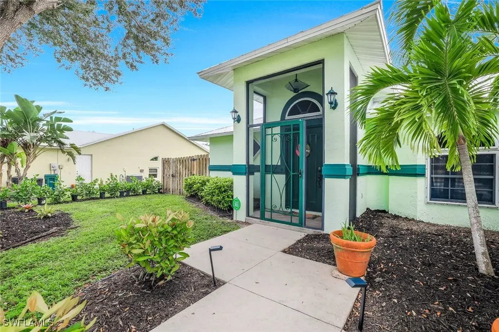 45 Wickliffe Drive Naples FL 34110