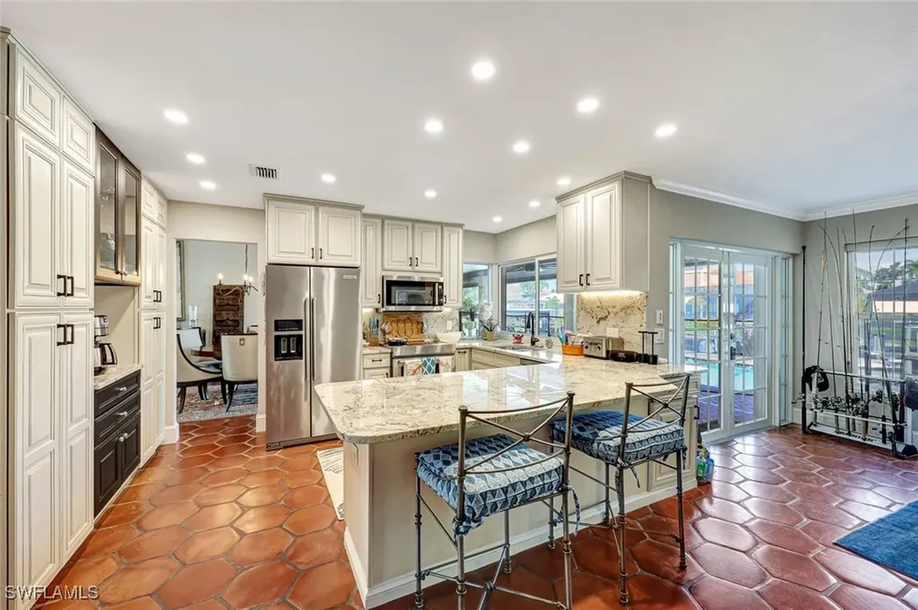 911 Giralda Court Marco Island FL 34145