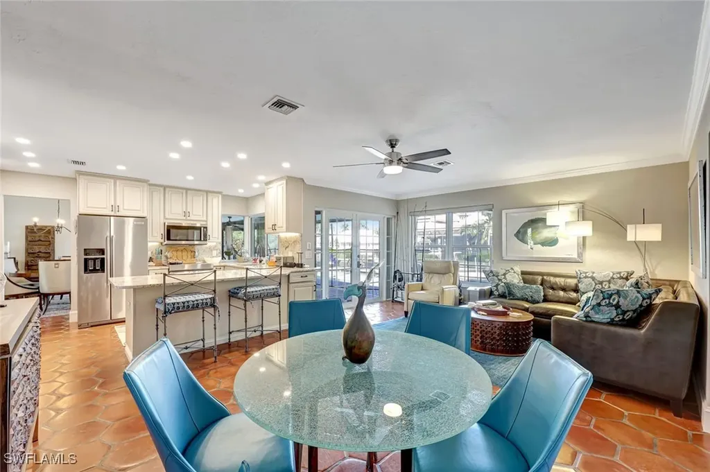 911 Giralda Court Marco Island FL 34145