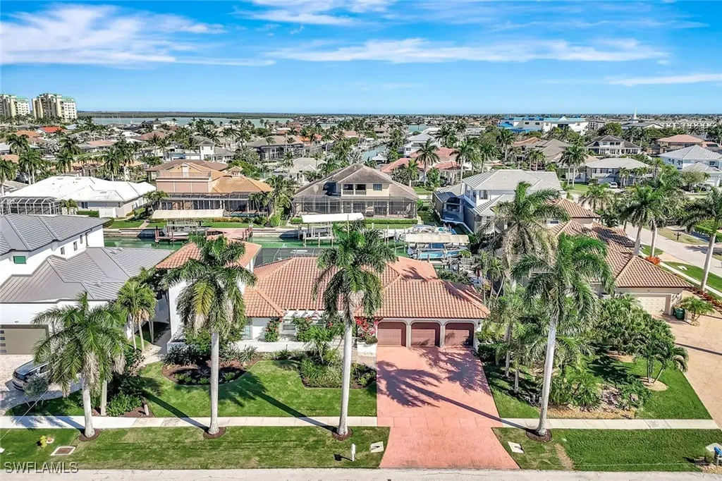 911 Giralda Court Marco Island FL 34145