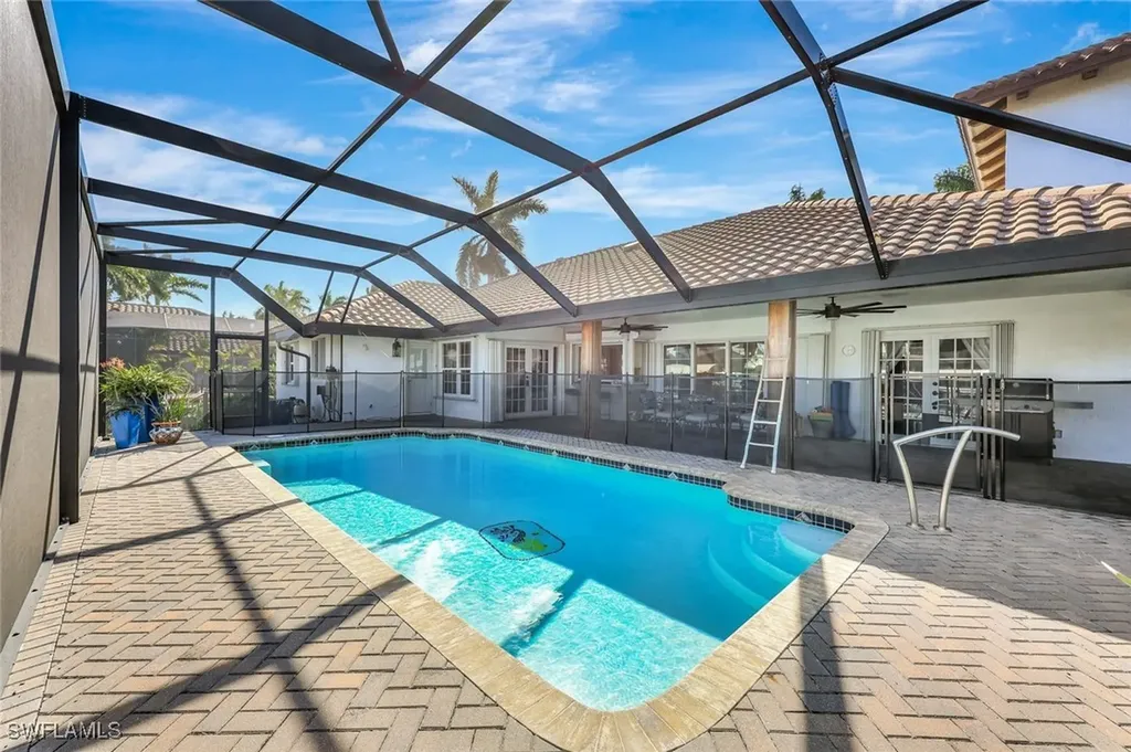911 Giralda Court Marco Island FL 34145
