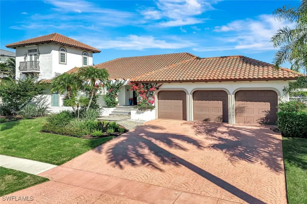911 Giralda Court Marco Island FL 34145