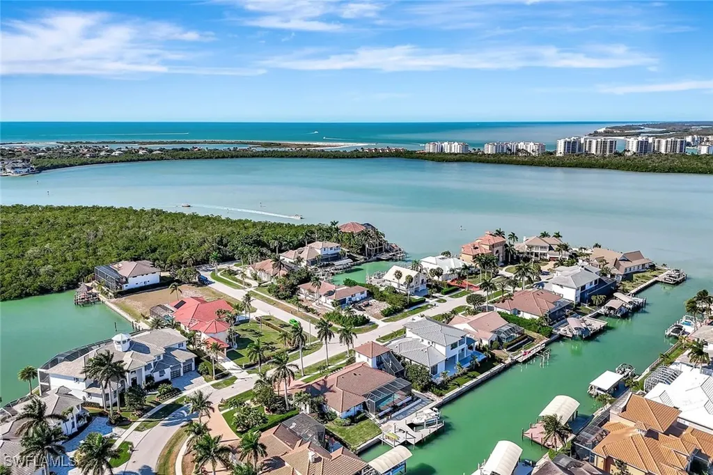 911 Giralda Court Marco Island FL 34145
