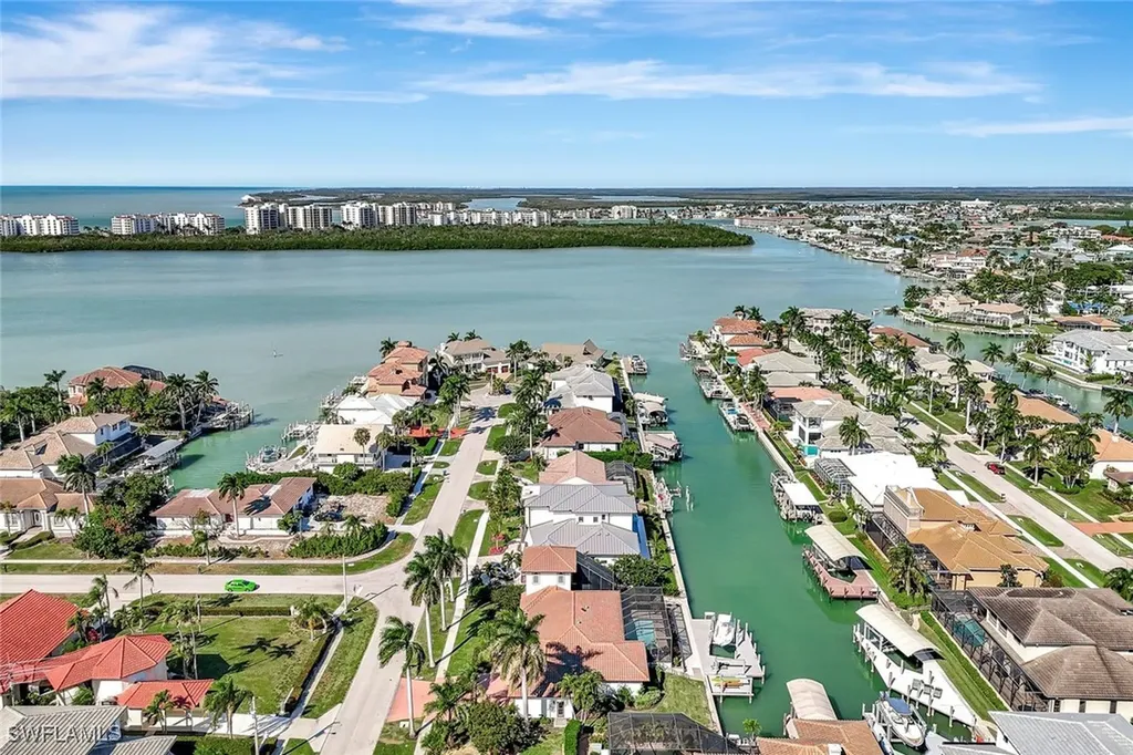 911 Giralda Court Marco Island FL 34145