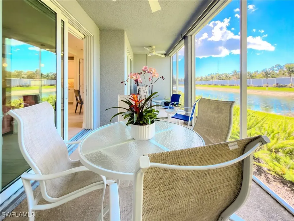 2543 Seychelles Drive Naples FL 34112