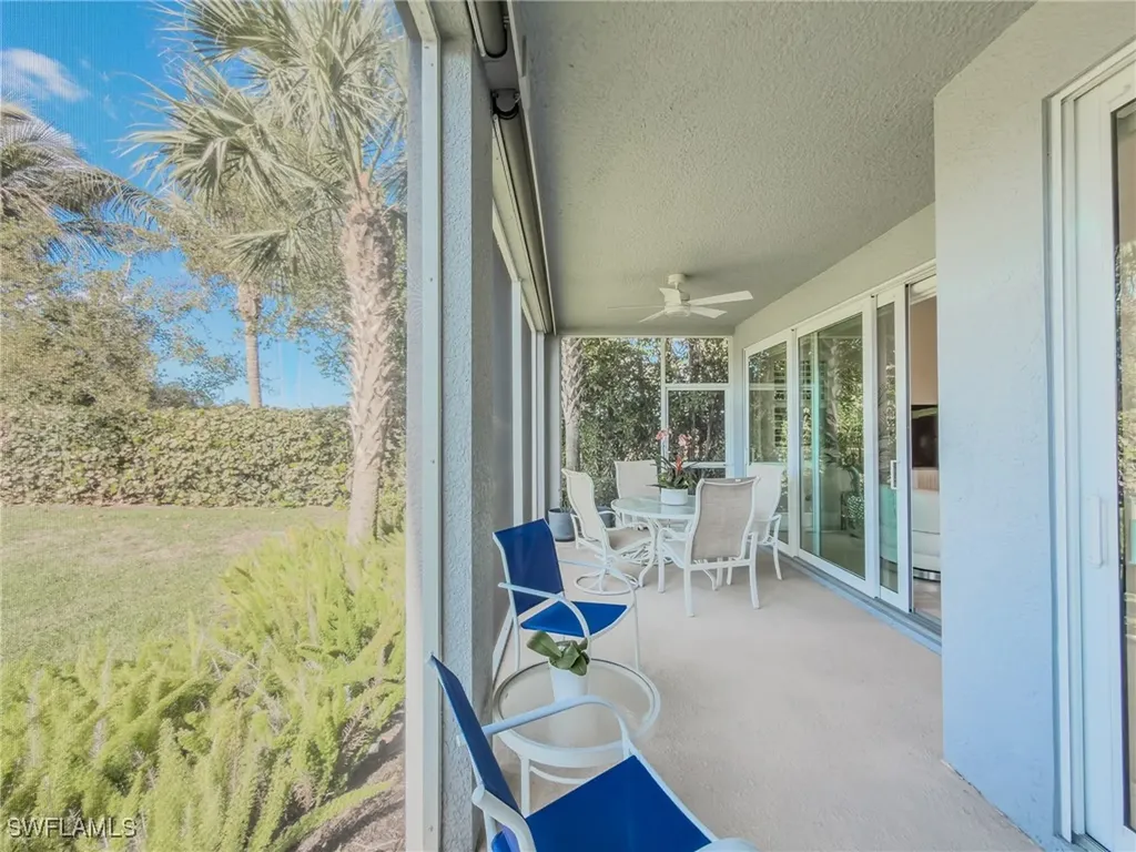 2543 Seychelles Drive Naples FL 34112