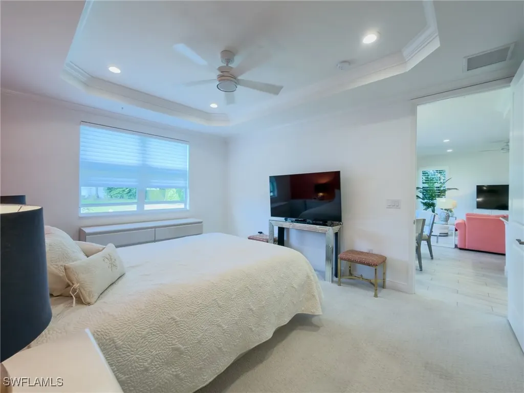 2543 Seychelles Drive Naples FL 34112