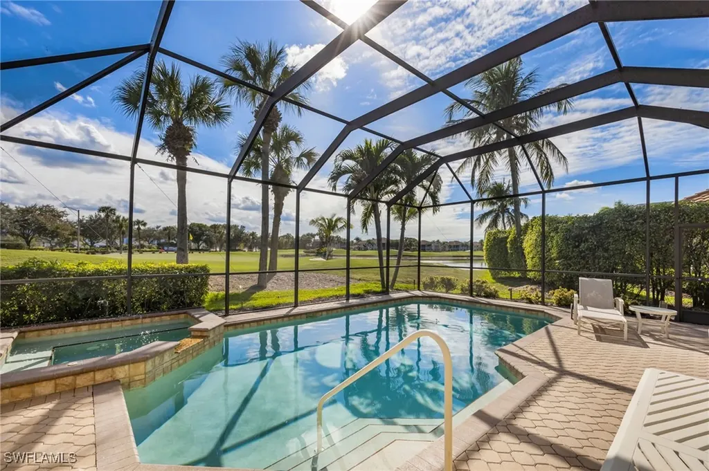 6012 Fairway Court Naples FL 34110