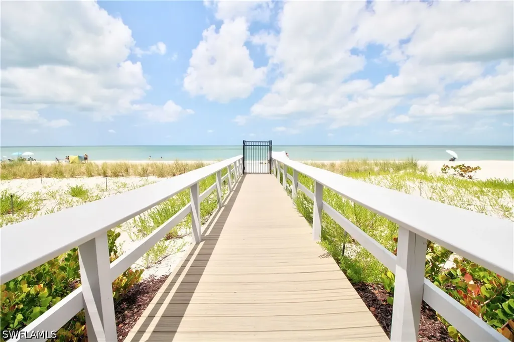 9415 Gulf Shore Drive Naples FL 34108