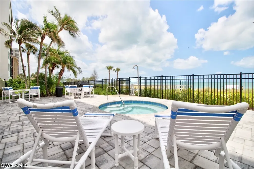 9415 Gulf Shore Drive Naples FL 34108