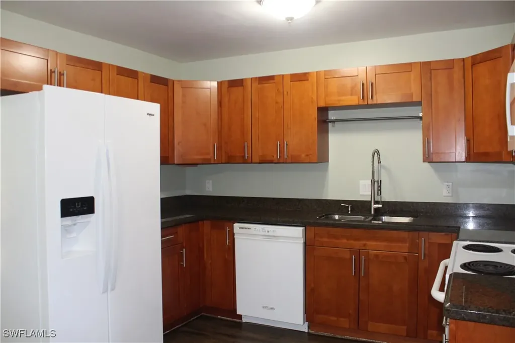 741 Palm View Drive Naples FL 34110