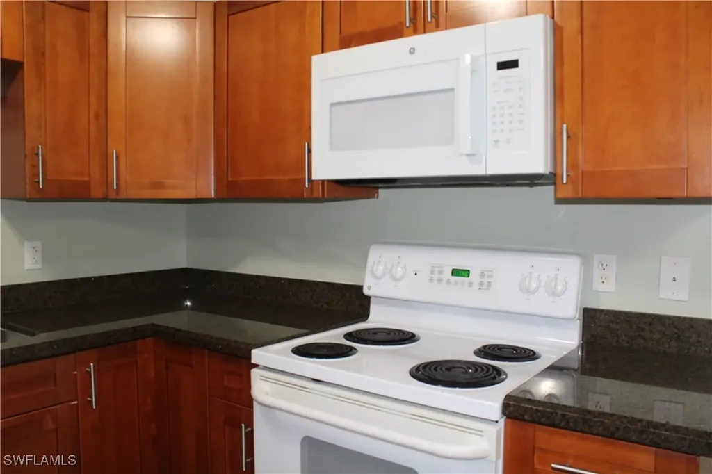 741 Palm View Drive Naples FL 34110