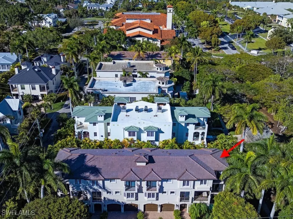 597 4th Avenue S Naples FL 34102