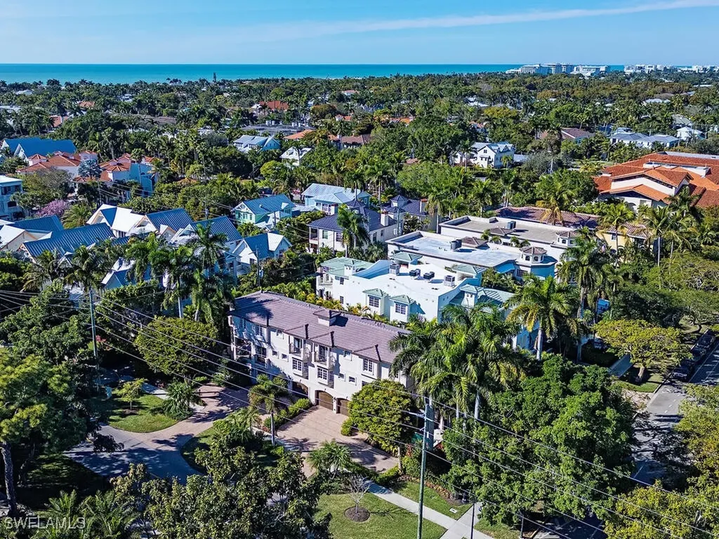 597 4th Avenue S Naples FL 34102