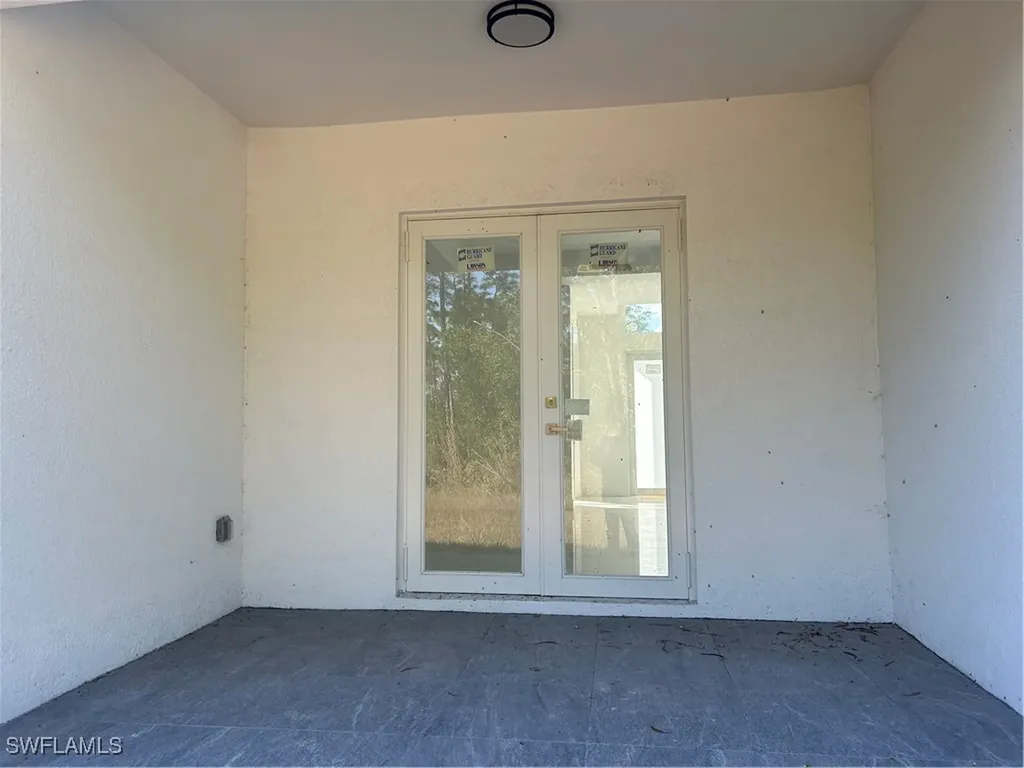 4930 40th Street NE Naples FL 34120
