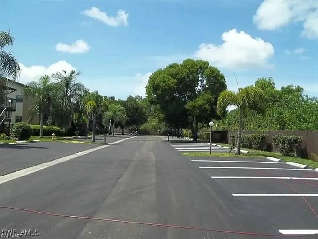5270 Treetops Drive Naples FL 34113