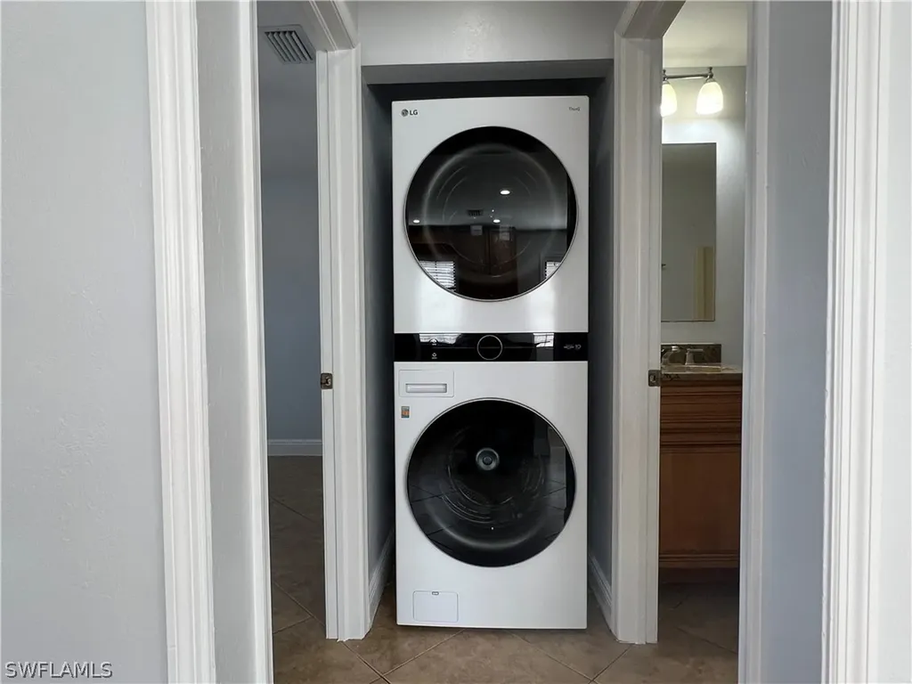 5270 Treetops Drive Naples FL 34113