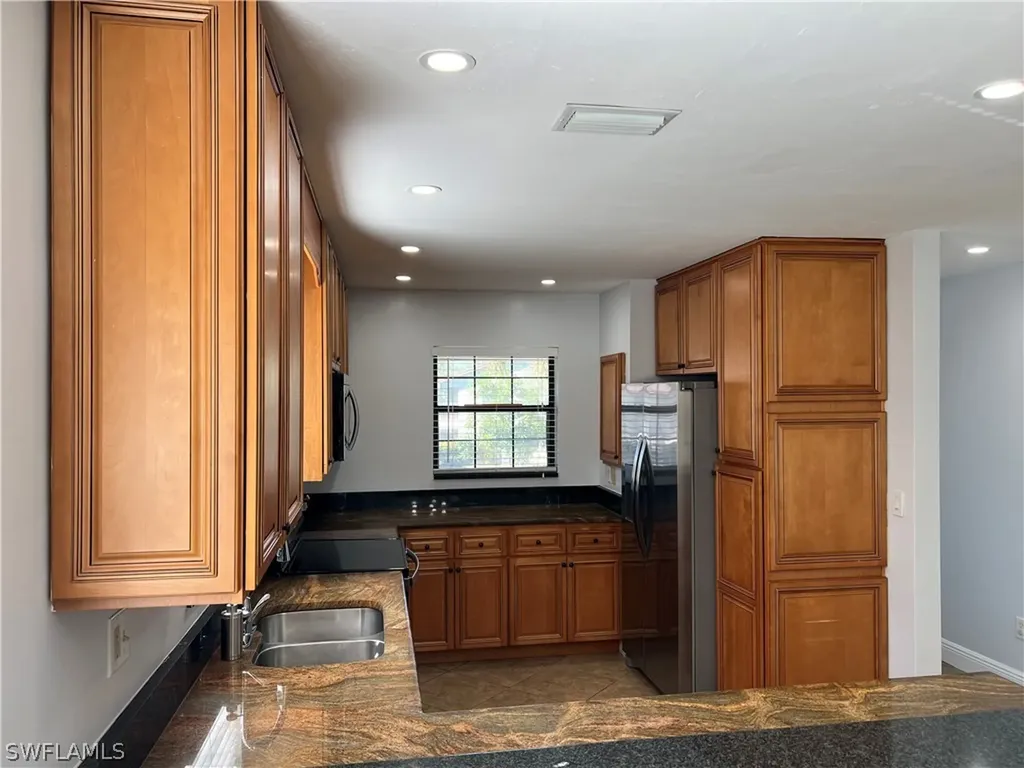 5270 Treetops Drive Naples FL 34113