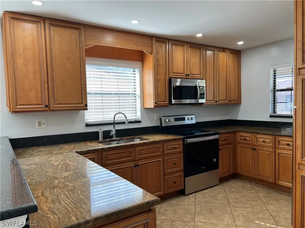 5270 Treetops Drive Naples FL 34113