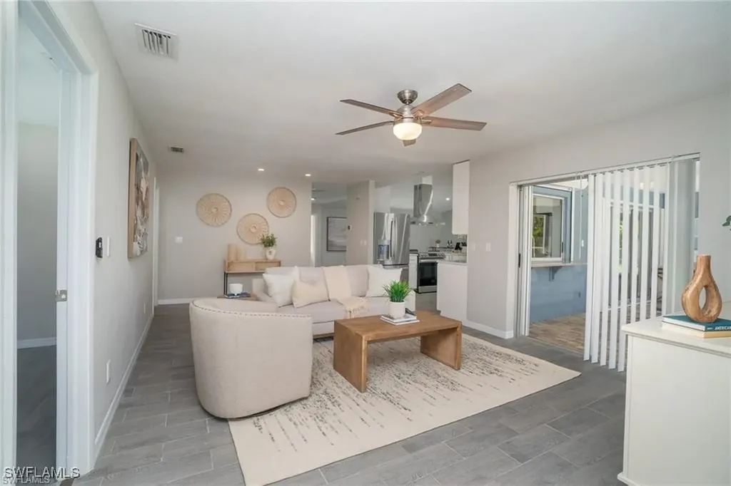 830 El Dorado Parkway W Cape Coral FL 33914