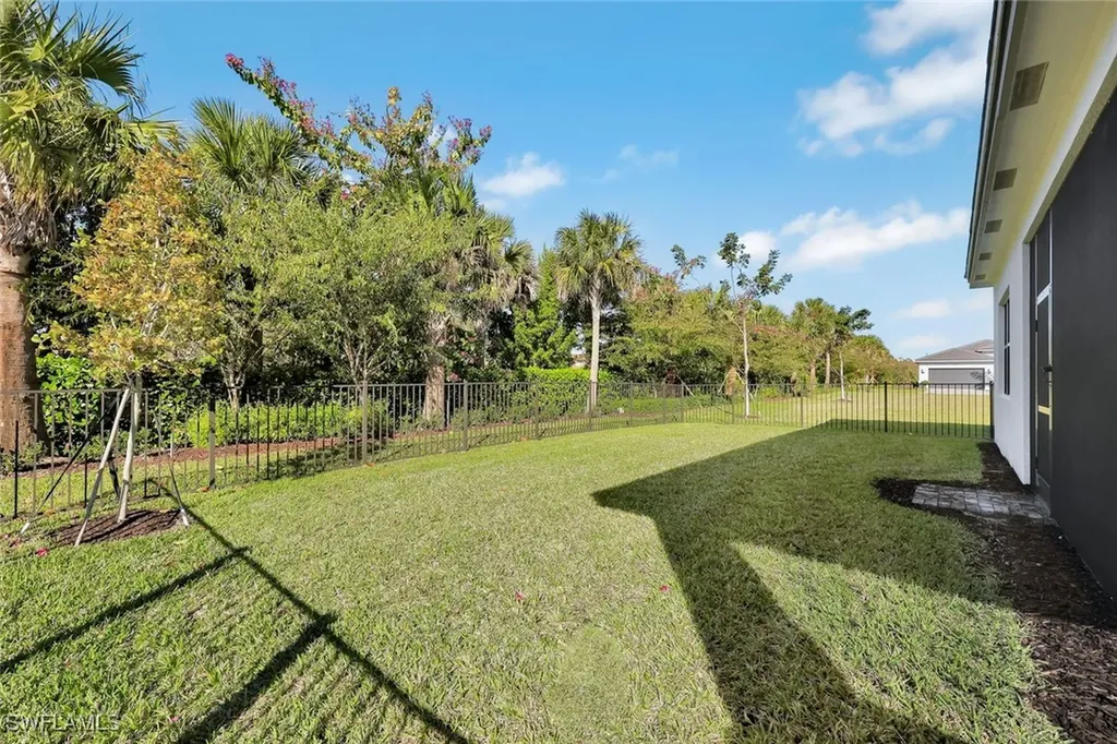 20812 Thistle Leaf Lane Estero FL 33928