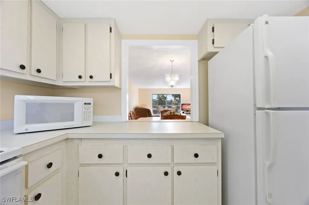 5683 Rattlesnake Hammock Road Naples FL 34113