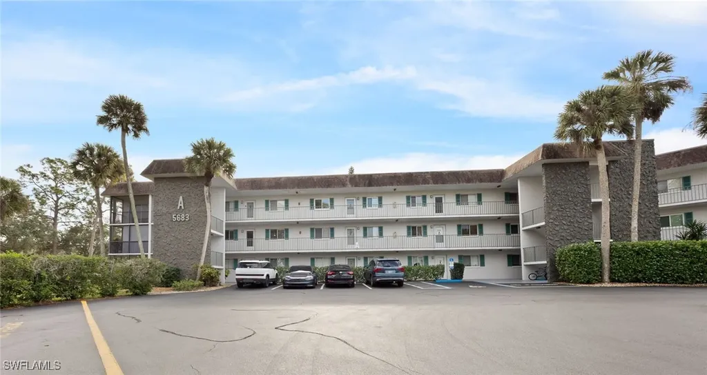 5683 Rattlesnake Hammock Road Naples FL 34113