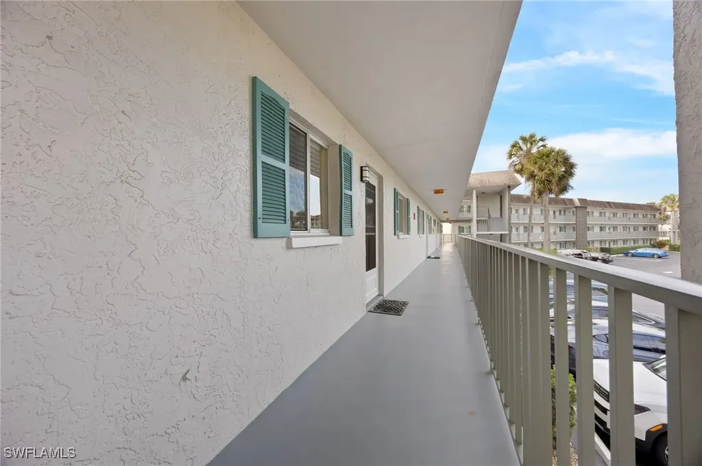 5683 Rattlesnake Hammock Road Naples FL 34113